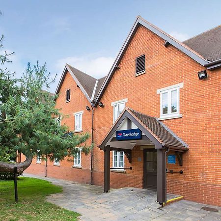 Travelodge Basildon Wickford Exterior photo